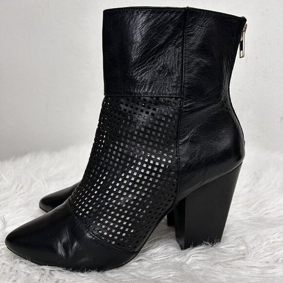 Kelsi Dagger Brooklyn Women's Black Zidane Perforated Ankle Boot  Back Zip 8M - Picture 1 of 11